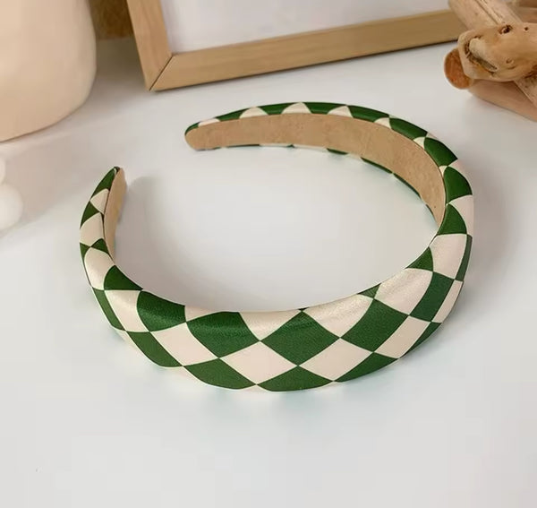 Diamond Patterned Headband